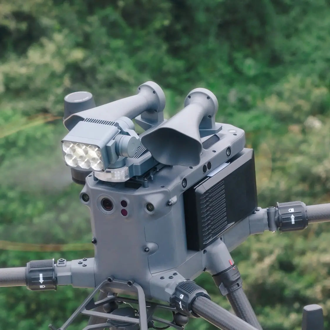 CZI LP35 Searchlight & Broadcast<br>for DJI M350 RTK
